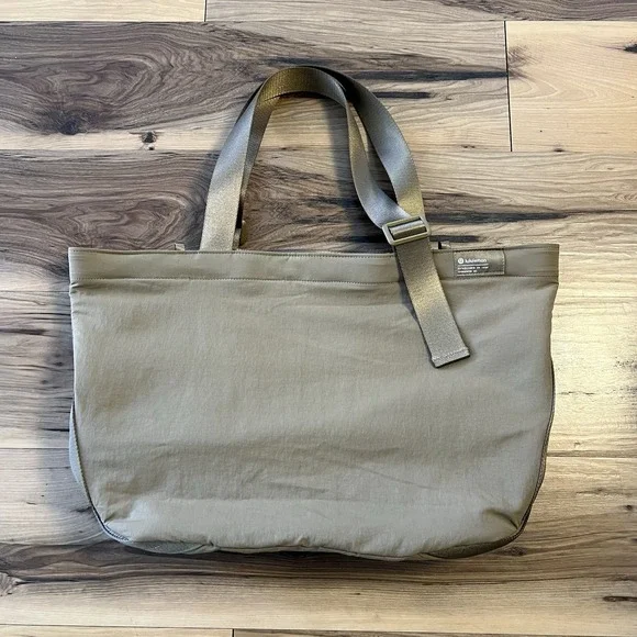 lululemon athletica Bags Lululemon Clean Lines Tote Canvas Bag - Main Image